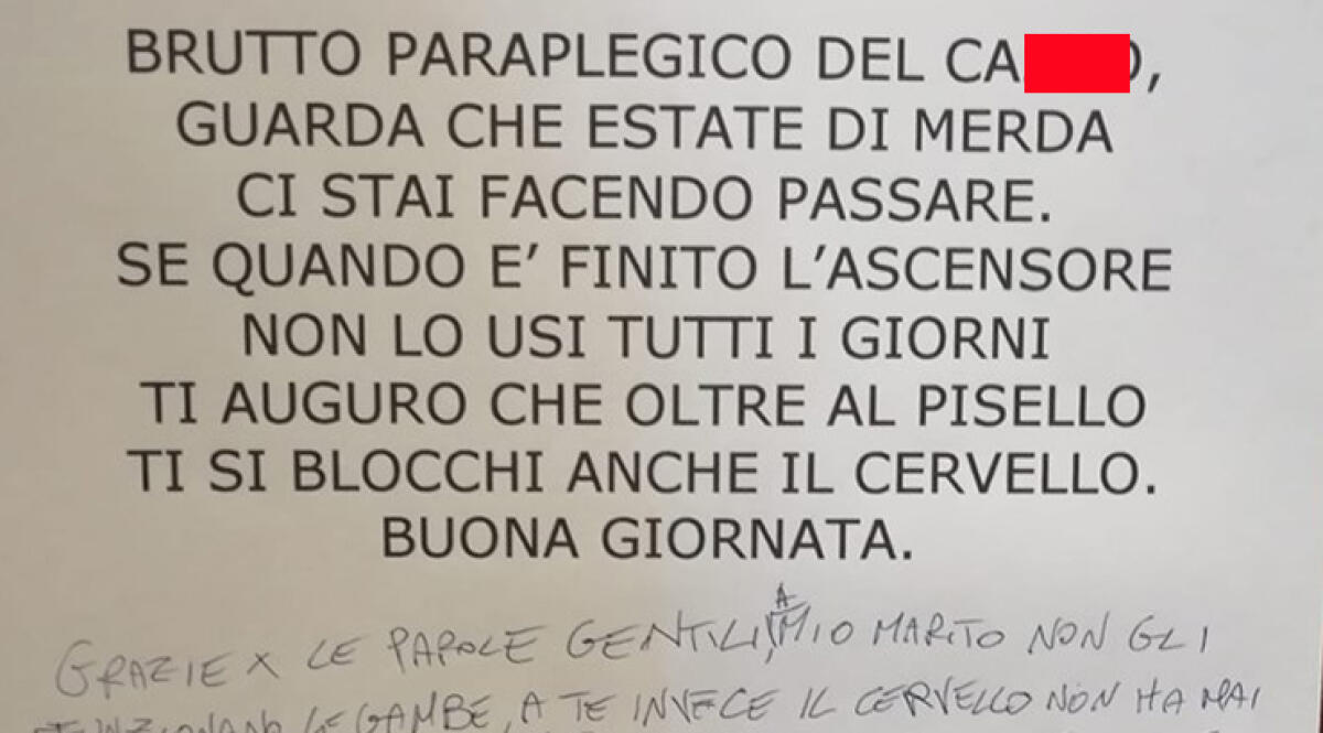 Insulti e minacce a Simone per aver chiesto l'ascensore per disabili - 